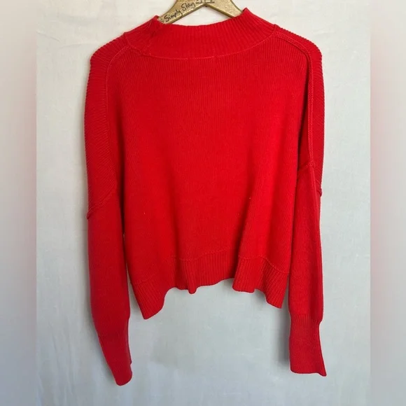Red Cropped Sweater - Size L/XL - Picture 2 of 4